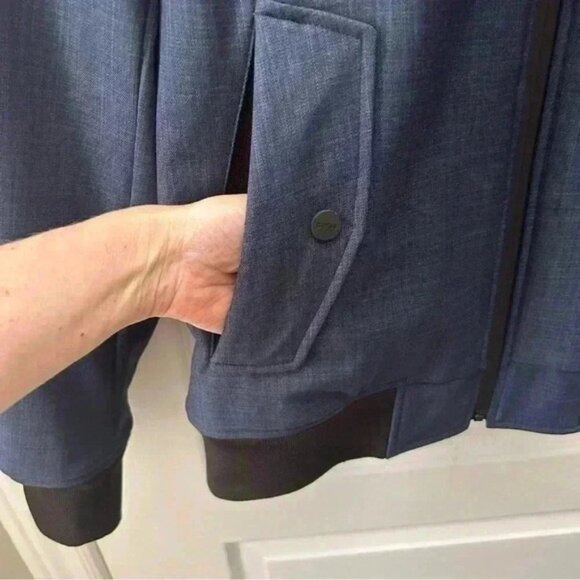 Guess Mens Bomber Jacket Hooded Casual Fall Navy Blue and Black Size Medium - Picture 6 of 12